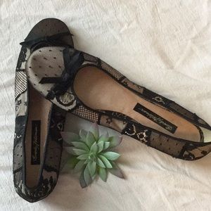 Beverly Feldman Black lace flats